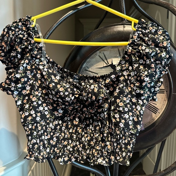 Floral Skirt Set - Picture 4 of 5